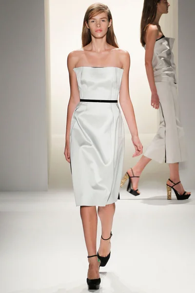 Look 26